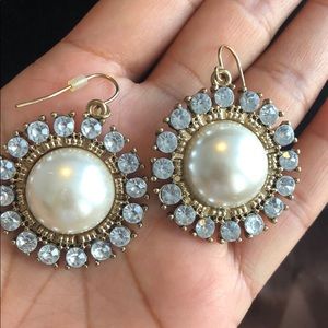 Pearl crystal gold earrings